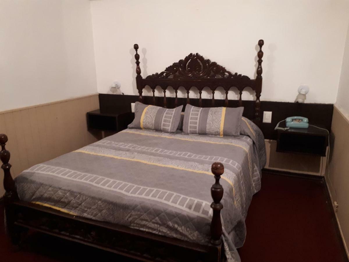 Hotel Alcázar Villa María Kültér fotó